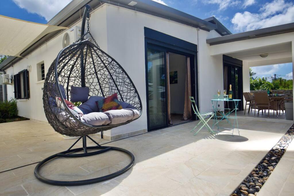 Villa Du Beau Vallon 2 Jacuzzi Privatif Et Piscine Chauffee Partagee Сен-Бенуа Екстер'єр фото